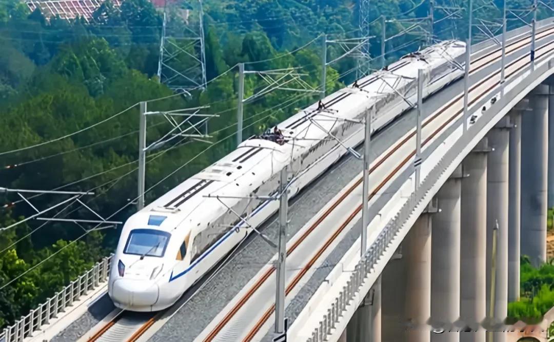 兰渝高铁走向基本落定！四川绵遂资铁路开工，悄然锁定西线通道，中线方案博弈陷入被动