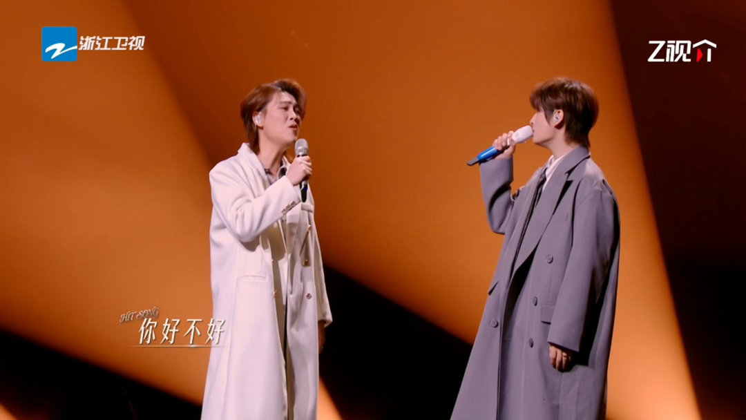 被有歌第二季收官夜硬控了有歌第二季收官之夜舞台不容错过，神仙合唱轮番上演，音乐火