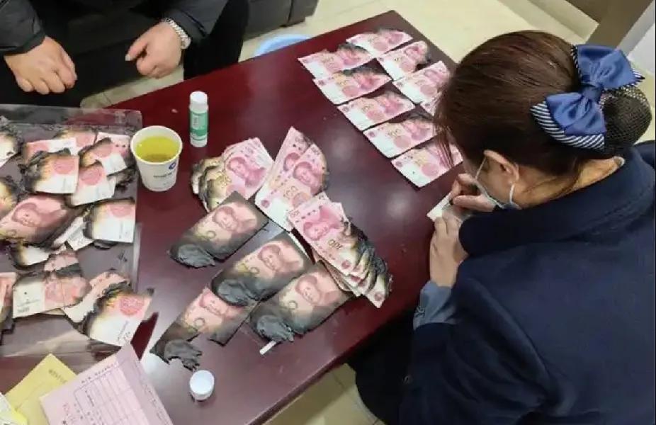 “我什么都想带走，却什么都带不走”这句话太真实了，在灾难面前一切都不那么重要了，