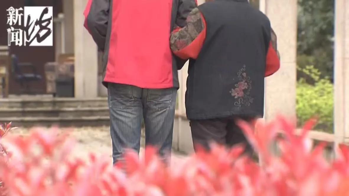 “我的养老钱都没了，我不想活了……”上海icon，独居老人的财产被保险业务员偷偷