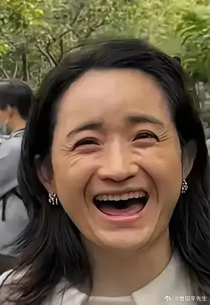 造成剩女现象的主要原因，就是癞蛤蟆对天鹅的执着。既要，又要，还要。就像下面的这个