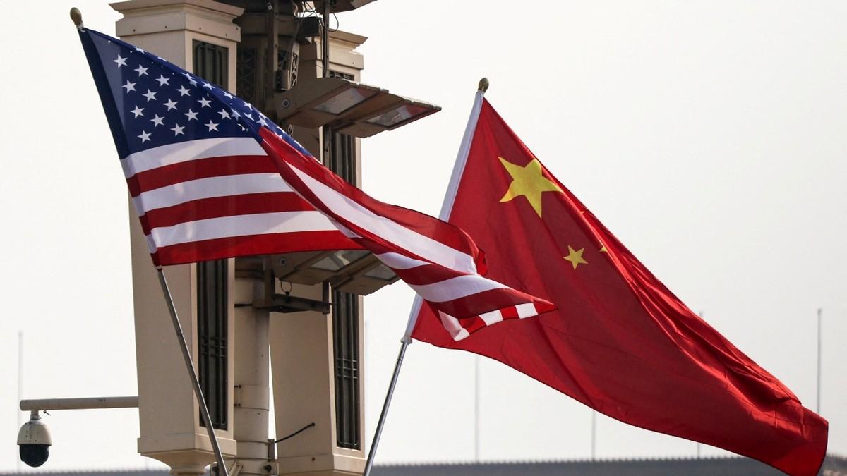 2026年夏天，风暴来得直白。美国前国务卿布林肯突然丢下一句“单挑打不赢中国”，