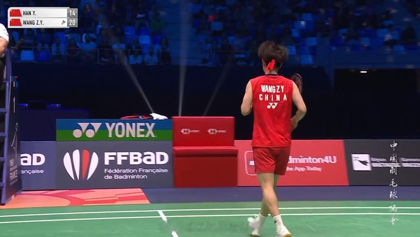 女单 半决赛 韩悦(4) 14-21 王祉怡(2)2025年法国羽毛球公开赛热点