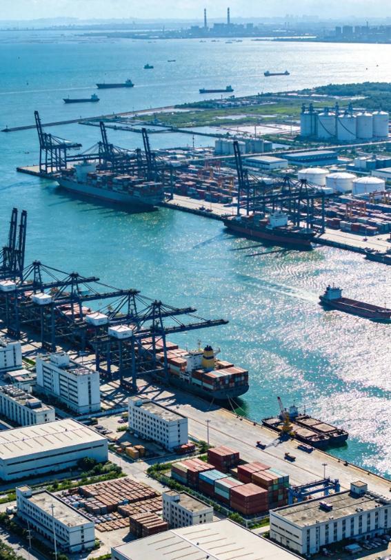 /黄循财：“芯片这条线一定配合美国管死，绝不让中国从新加坡多拿一片”。 

所以