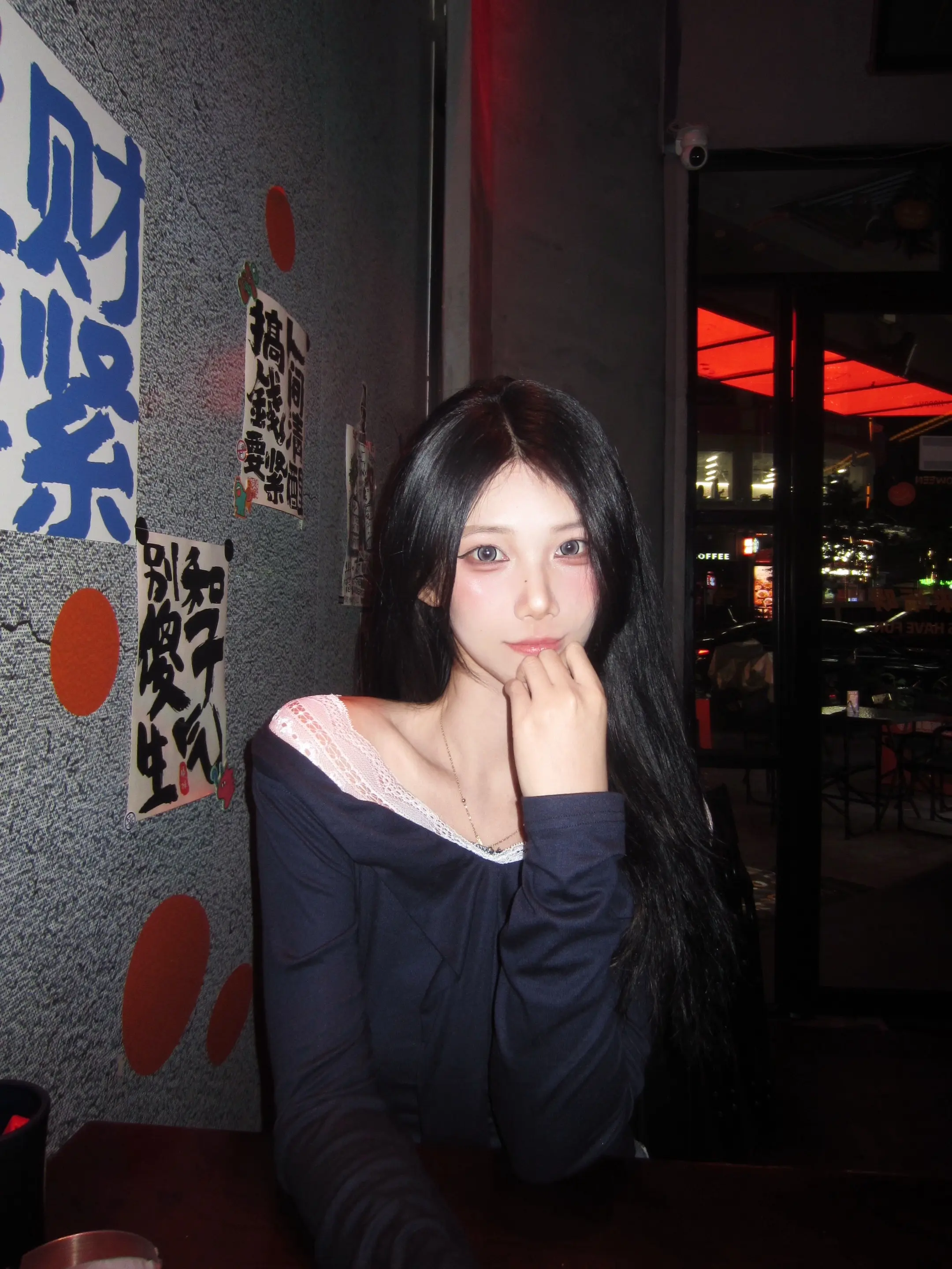 回归一下黑发。