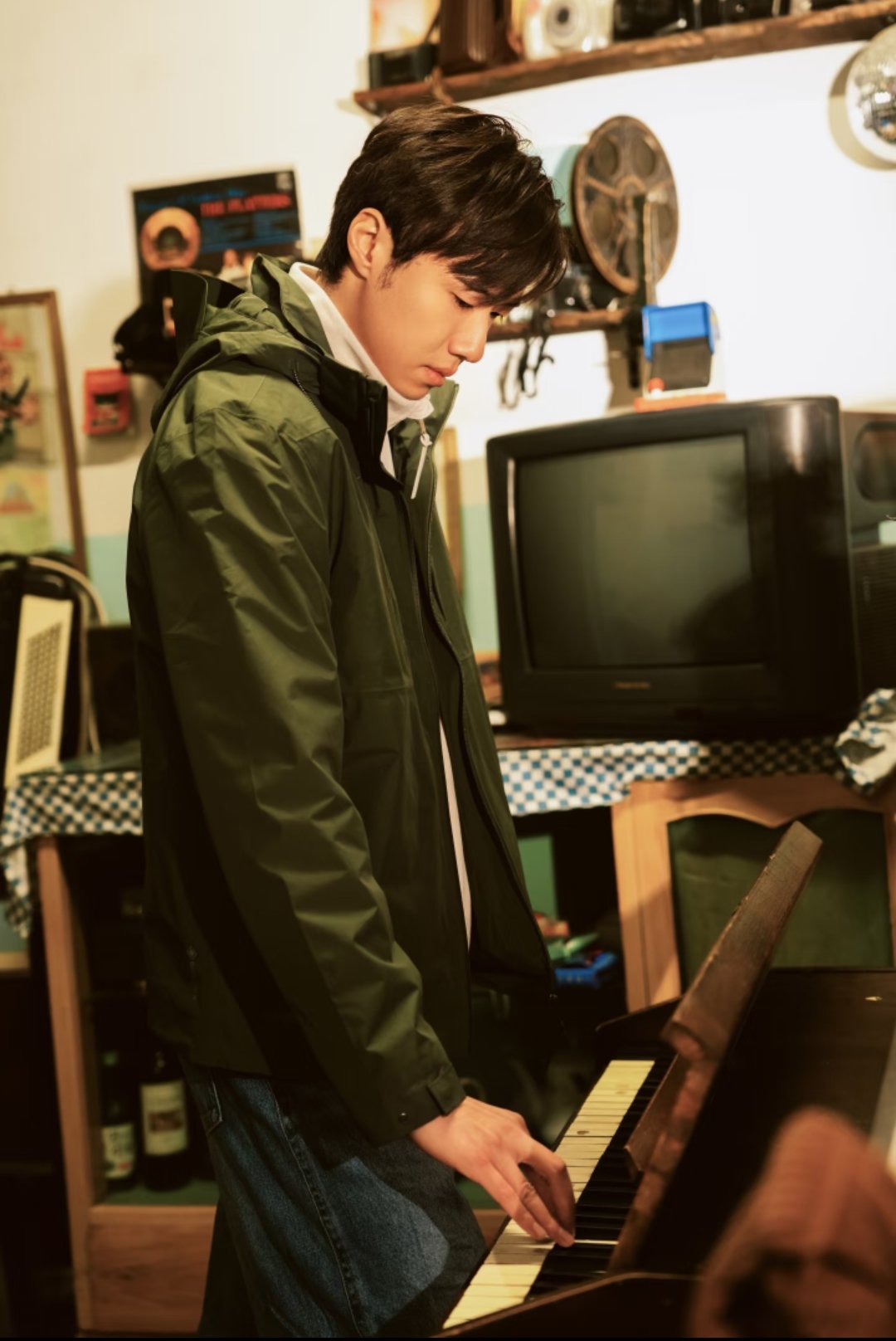 张哲华分享日常～“一秒回到老地方” 