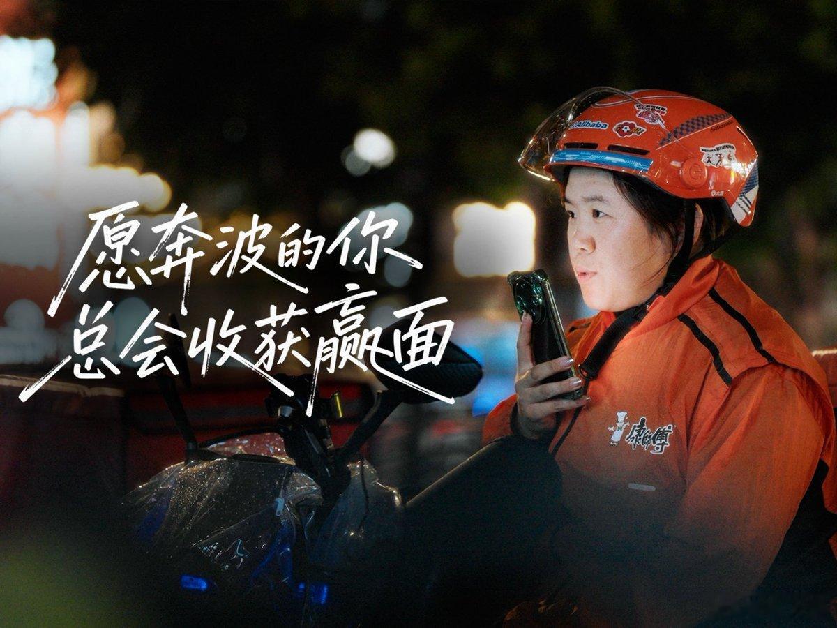 今天是世界杯第22个比赛日，我数了数，大概看了20几场比赛，作为一个每天奔波的中