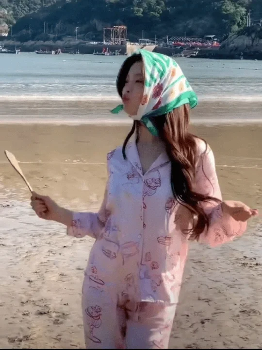 杨超越怎么折磨可爱？