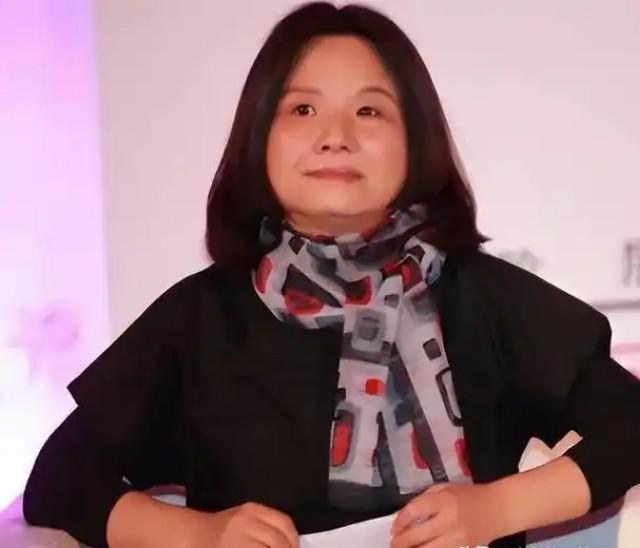 “中国的钱我是不会还的！”一位女企业家欠下200亿巨额债务，却一分钱都不还。随后