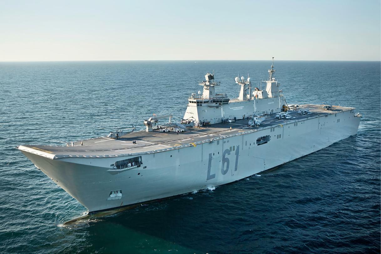 每天认识一件兵器 西班牙“胡安·卡洛斯一世”号两栖攻击舰“胡安·卡洛斯一世”号（