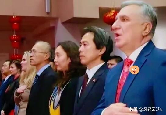 乌克兰独立后，大量科学家被中国“接纳”。而这些科学家来到中国后，不少人第一个要求