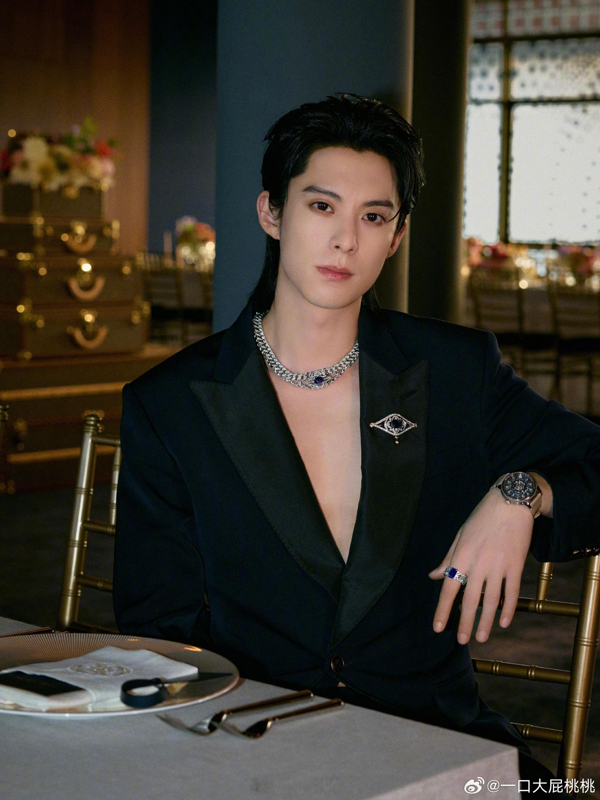 路易威登正式宣布王鹤棣为品牌代言人，首个拿到LV代言人title的95🥜 ​​