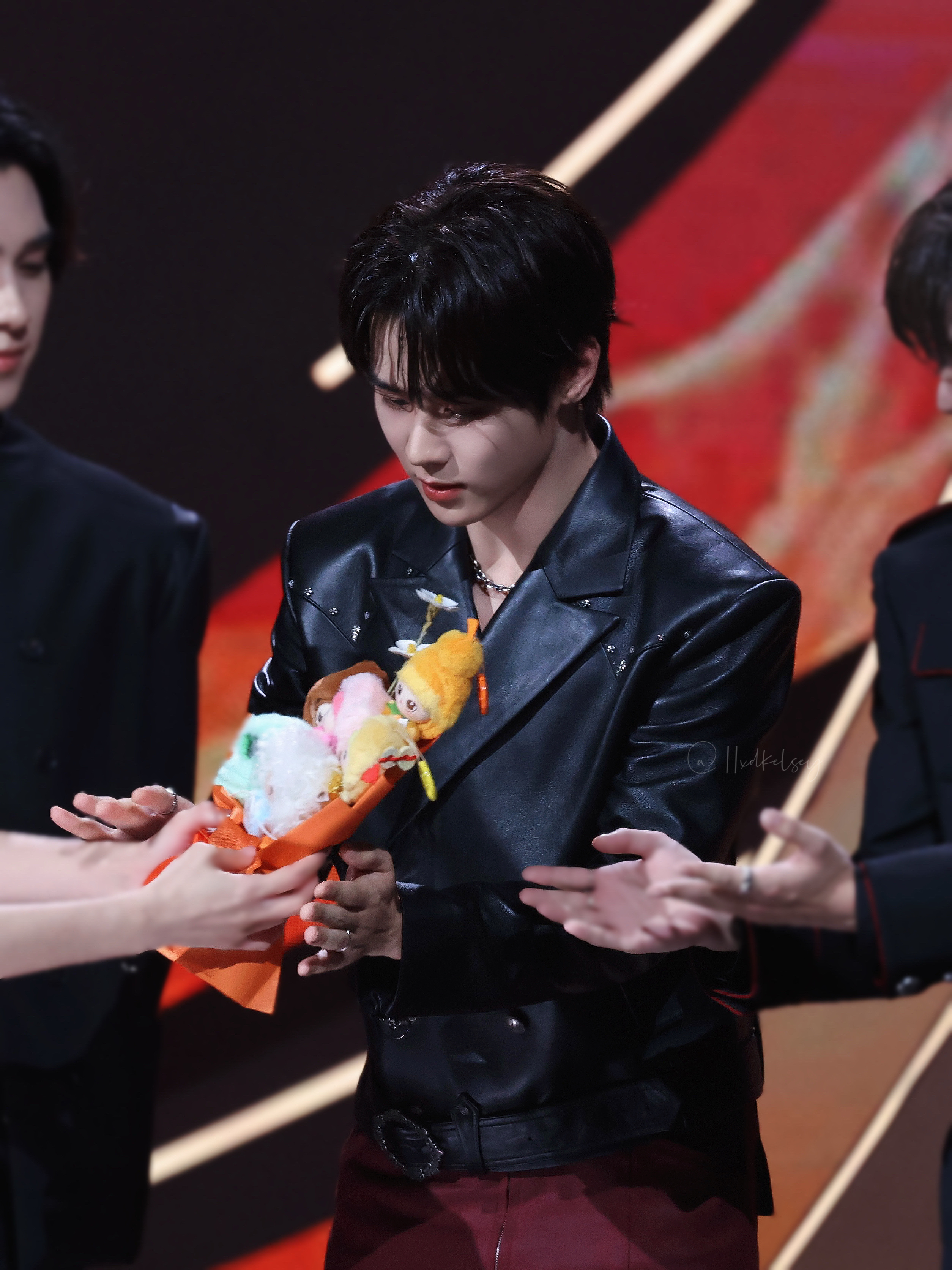 钱锟  𝟐𝟔𝟎𝟔𝟐𝟗｜东方风云榜盛典congratssss🥳