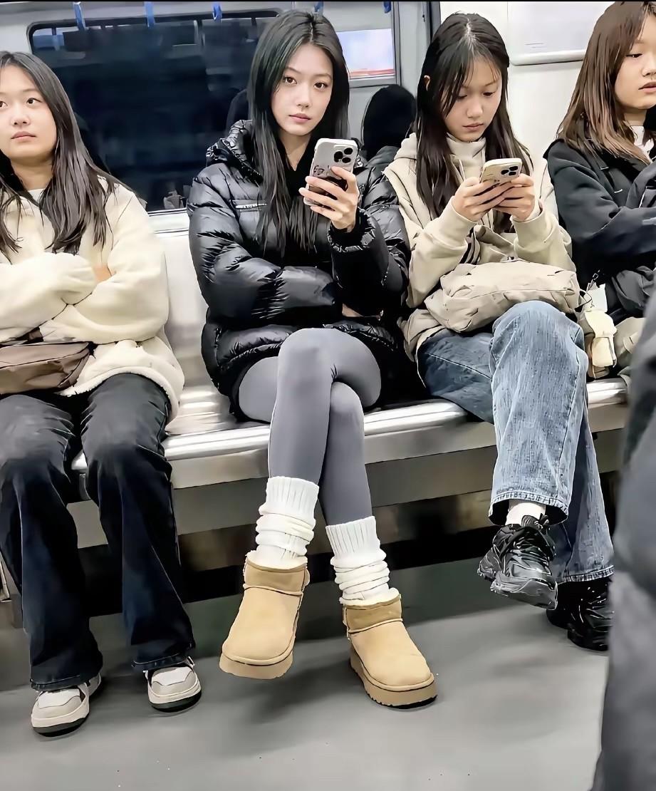 压花厂招不到人，

3300块还包吃住，

他们到底想要啥？

我厂在东莞厚街，