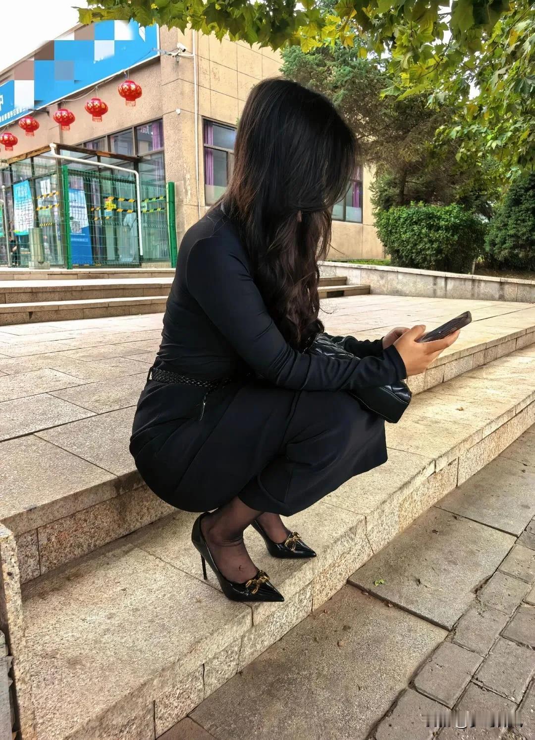 你过得好吗?很不好。我会想你,想到心酸难过。