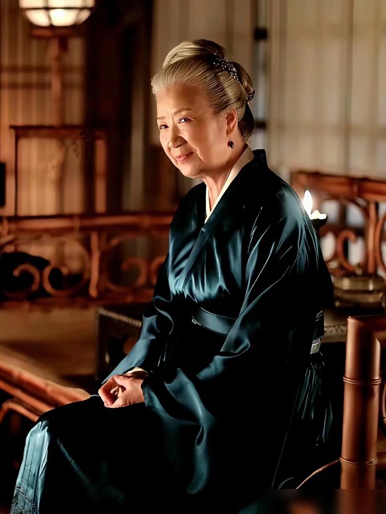 《知否》里最强的盛老太太，亲生儿子竟被小妾活活害死，这事剧里根本没拍。
你以为
