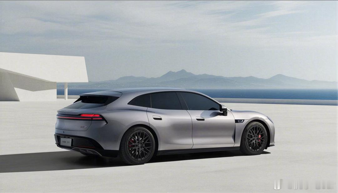 启境GT7定义含华量新高度 ，启境的诞生一定程度上也是含着金钥匙出来的，有了华为