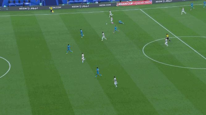 亚洲杯：叙利亚1-0印度，中国队被淘汰
第76分钟，叙利亚队赫里宾接队友倒三角回