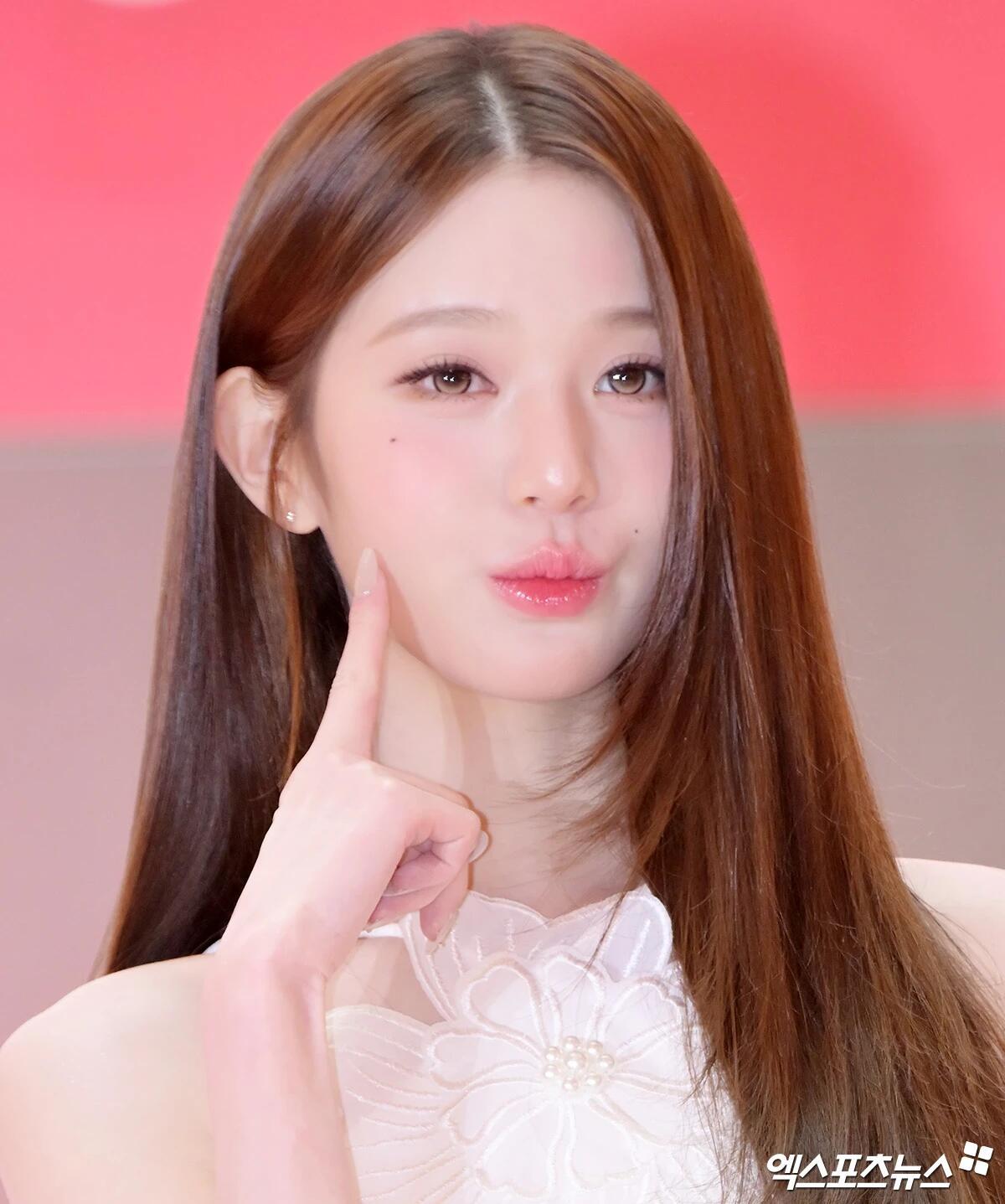 投稿：此女简直就是艺术品 好长一条水蜜桃🍑 