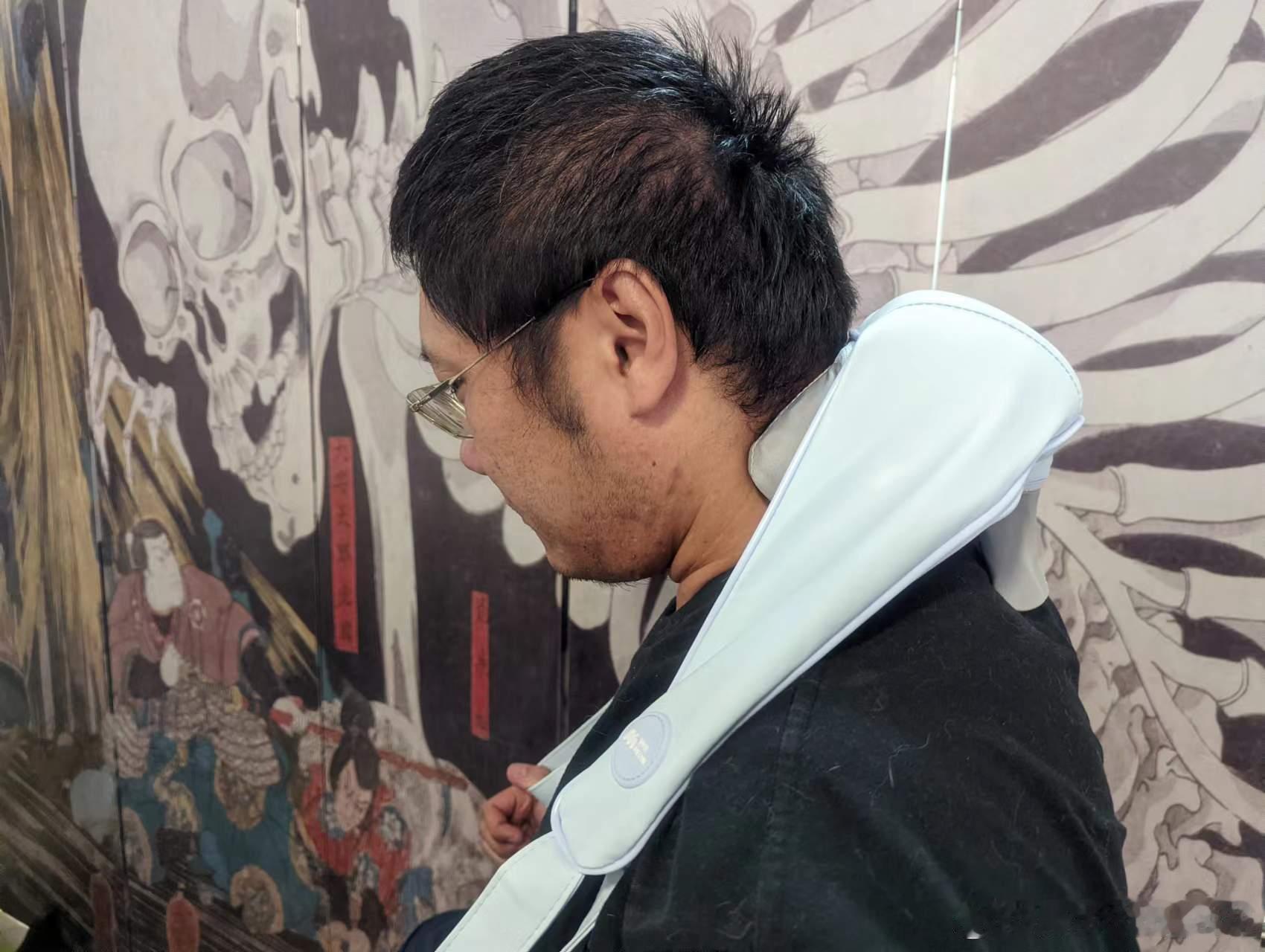 中秋福利，妙界颈椎按摩器～中秋送父母，关爱父母颈椎。长期用手机电脑的人，也可以买