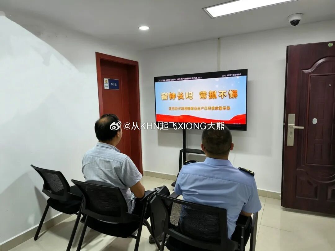 【英雄城交通•综合 | 南昌交通执法以“合规建议+警示教育”护航网约车合规运营】