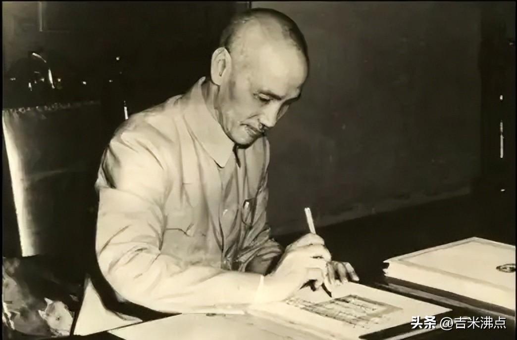 1975年没有那封电报，蒋介石病得写不了字，毛主席也早说不出话了。网上传的“最后