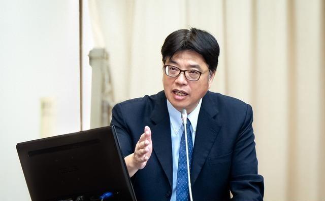 台当局喊话大陆，接受“中华民国”才能和谈，国台办回应五个字。有些人啊，明知走不通
