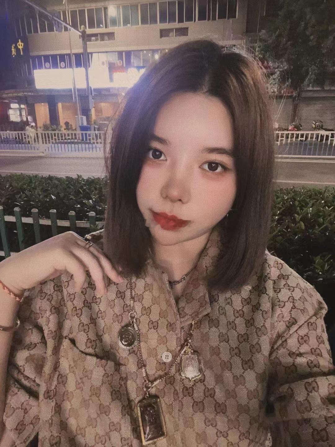 恭请秀，小姐姐佩戴佛牌越来越漂亮了泰国能量佛牌