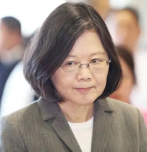台湾前领导人蔡英文发表声明，
 
6月20日，台湾地区前领导人蔡英文在社交平台发