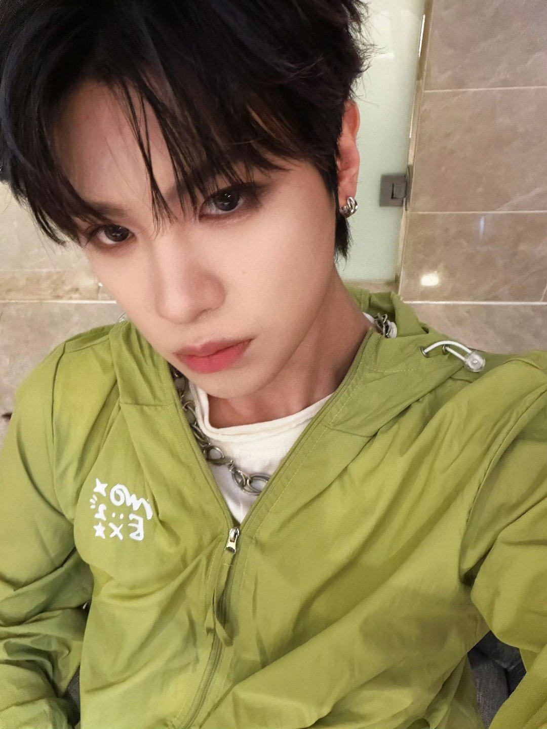 黄明昊 hmh黄明昊我的妈耶 hmh黄明昊张十一 hmh黄明昊新专辑glitch