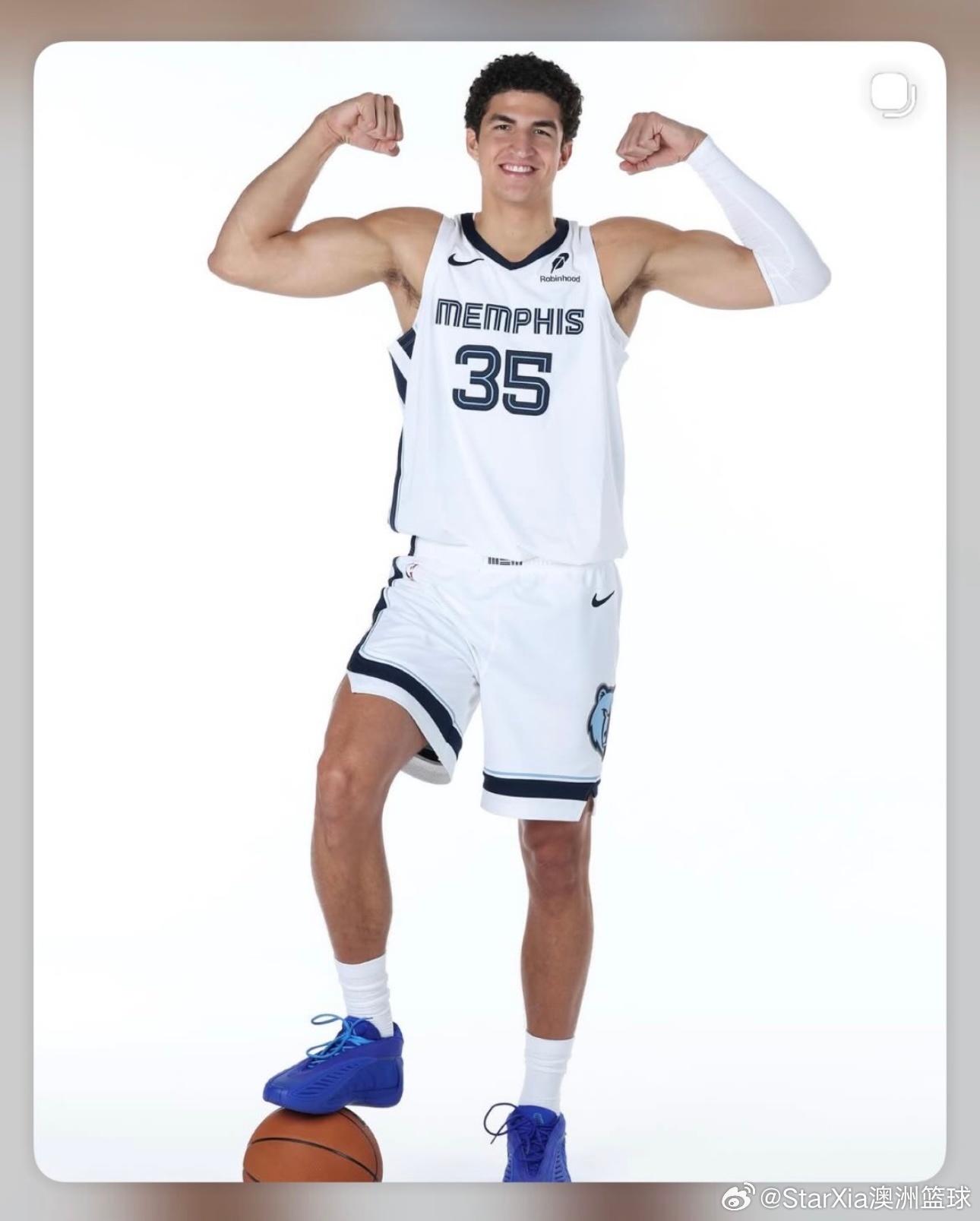 别的不说，对抗和体格子是在NBL练出来了nblNBA