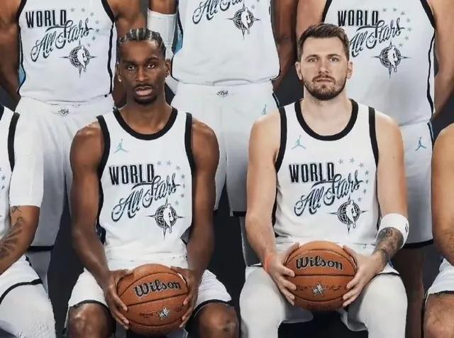 东契奇和亚历山大谁最强?

保罗参加安东尼的节目谈到东契奇和亚历山大谁最强?保罗