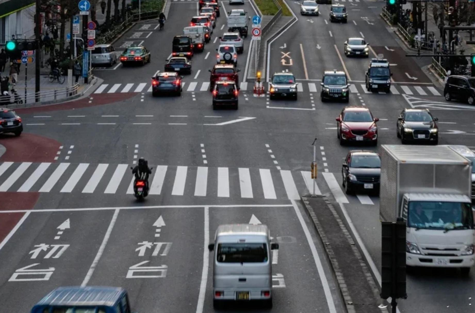 【名古屋车站前惊传车祸 71岁司机暴冲酿1死2伤 仍辩称“没撞到人”】海外新鲜事