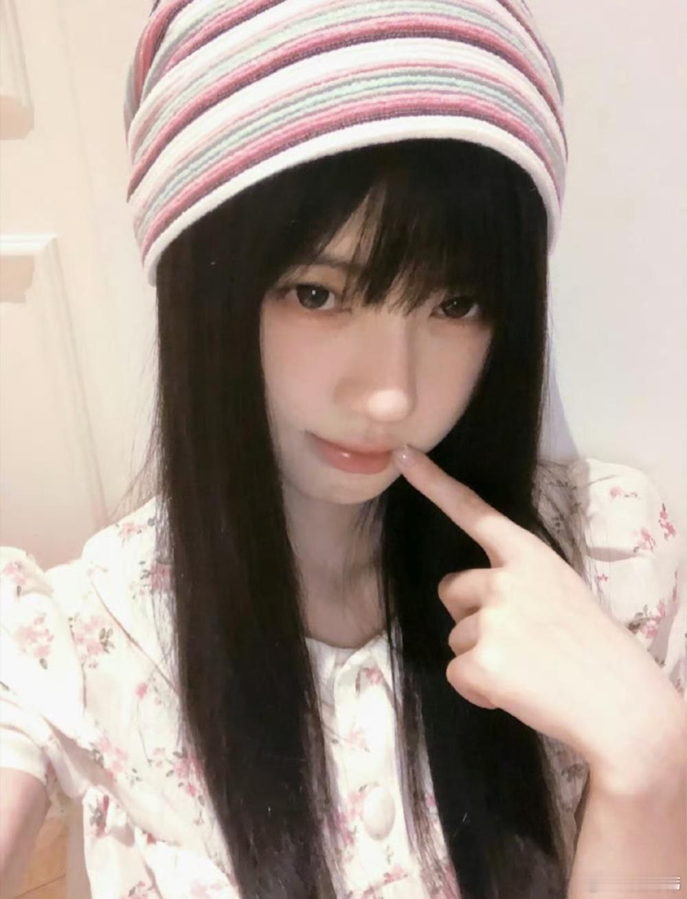 jjy鞠婧祎姜黎非 jjy鞠婧祎千香  祝眉目舒展，顺问冬安
