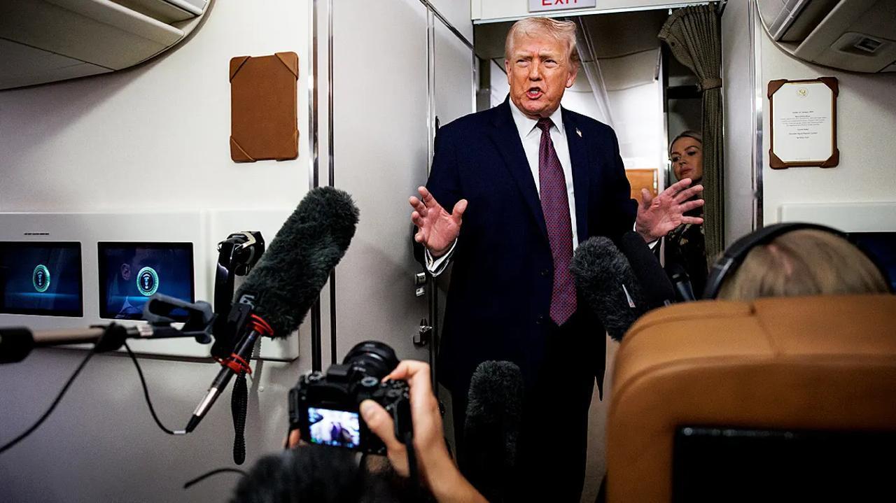 2月7日，特朗普在空军1号上接受记者采访，第1次谈到了对于此次美国伊朗谈判的看法