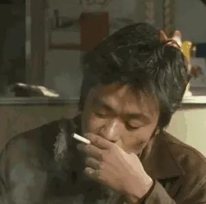 王宝强百花奖0票这事，真挺让人无语的，就像好好的一桌菜里突然蹦出只苍蝇，膈应人。