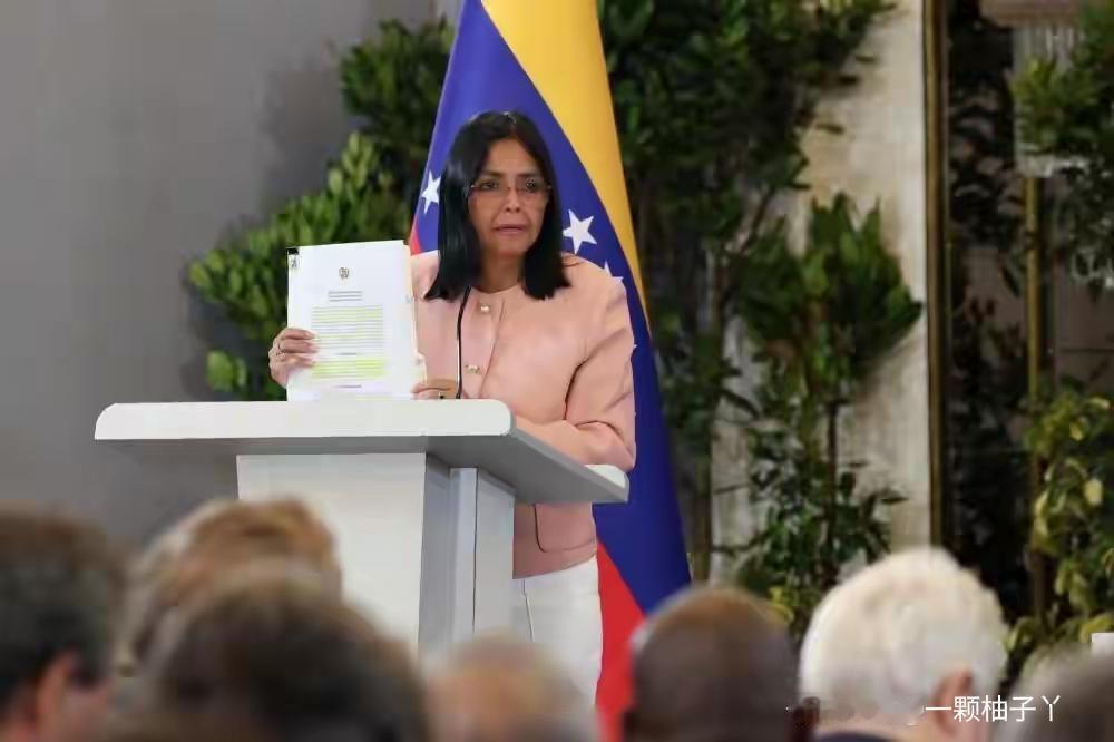 鲁比奥靠着主导委内瑞拉事务，被媒体喊“官位封顶”，虽没官宣“总督”头衔，却实打实