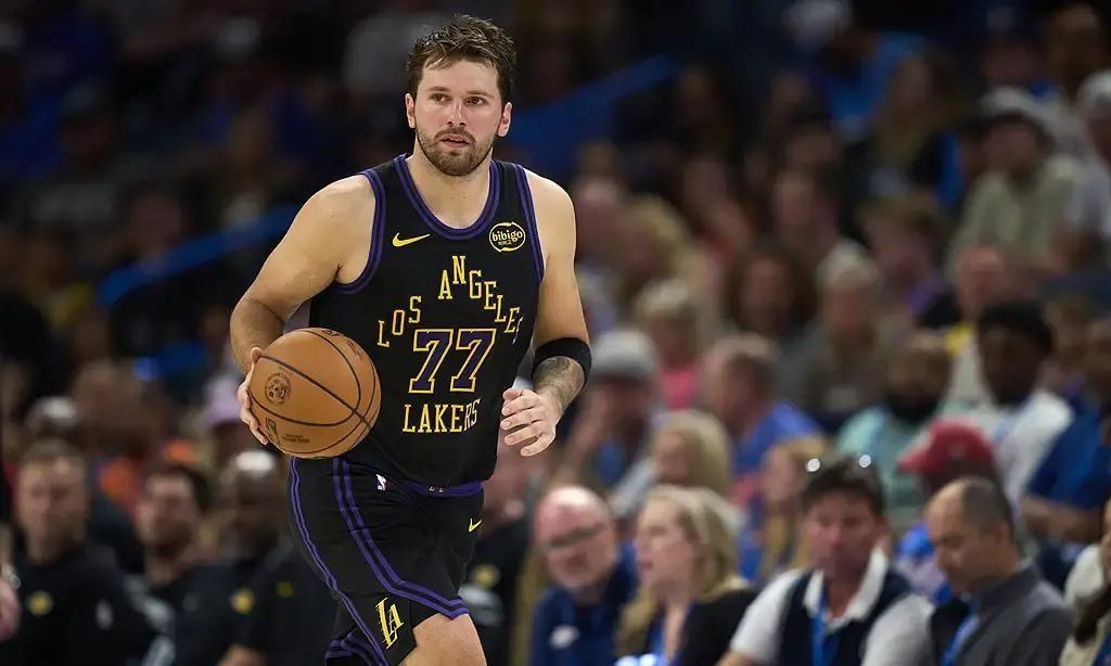 常规赛结束后，东契奇拿下得分王，湖人也把西部第4的位置稳住了，原本看起来是很完整