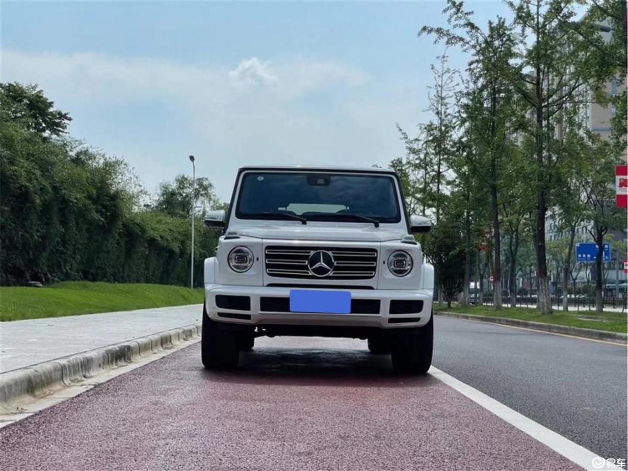 【车主：这台车子我觉得舒适感上还可以，整体的减震效果还是比较理想的】
 奔驰G级