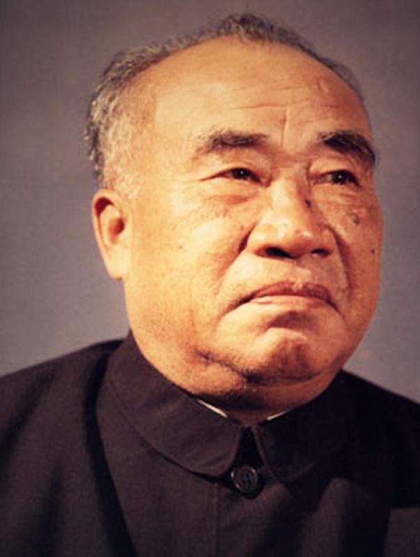 [太阳]抗美援朝结束后，朱德来找毛主席，关起门讲：我们该清理门户了！
 
（信息