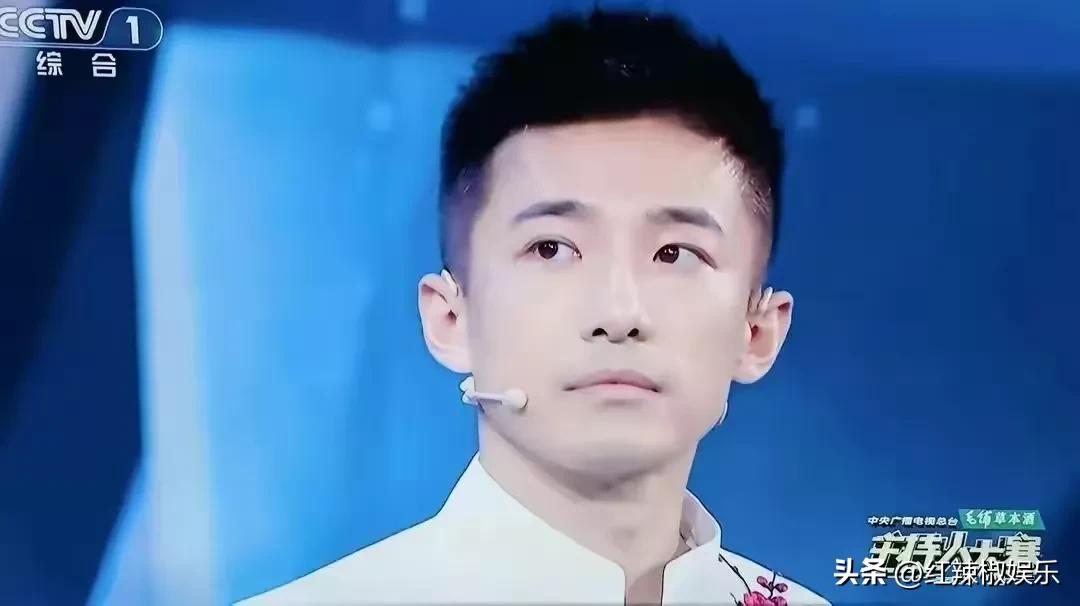 2023央视主持人大赛！四大顶级帅哥，男孩看了或许都留口水[流泪]

第1，张慧