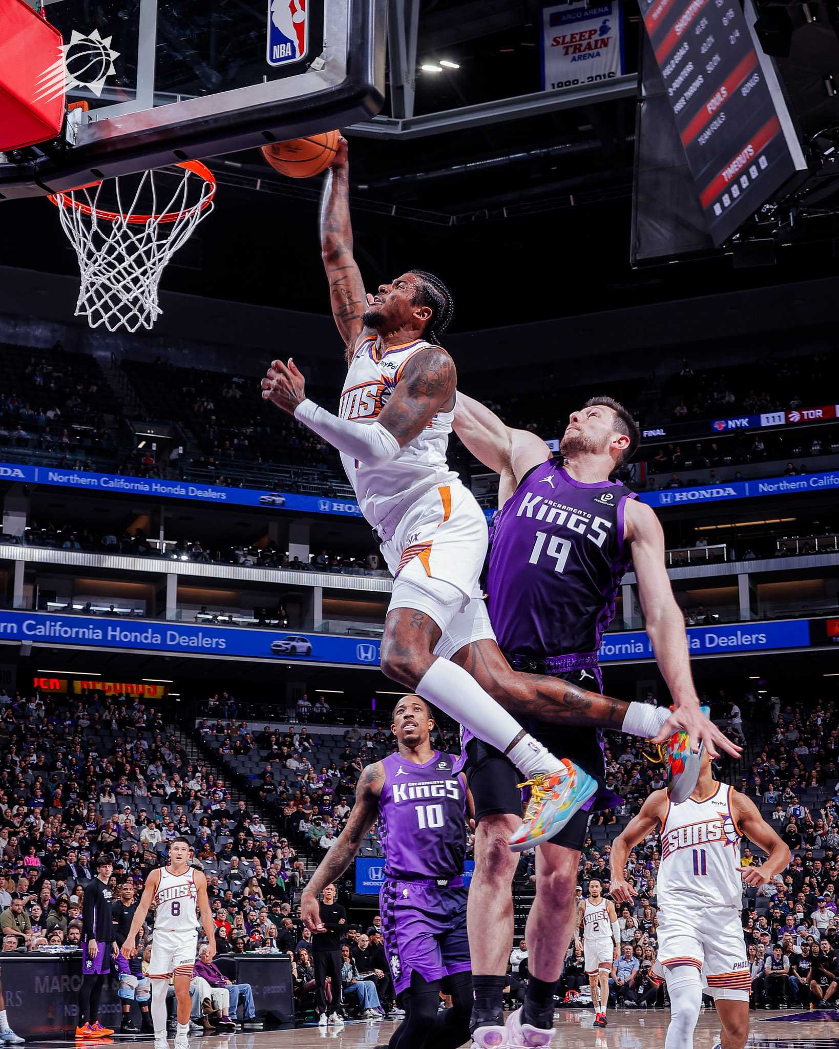 力拔山兮气盖世 😤   这一扣，小编觉得能打通JG任督二脉 🔥 菲尼克斯太阳