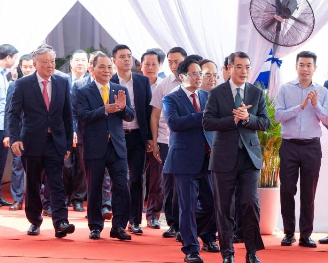 越南首条高速铁路动工了，这一步走得让人眼前一亮。

2026年4月12日，在广宁