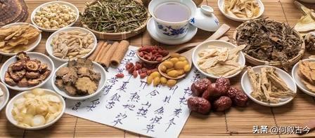 大喊 “中医不灭，天理难容”！中南大学教授公然发起万人签名取缔中医，引发全网震怒
