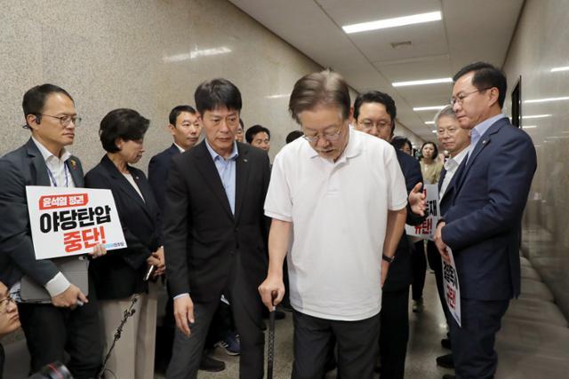 #韩国政治#【韩国执政党请求李在明停止绝食，并同意展开对话】

韩国执政党国民力