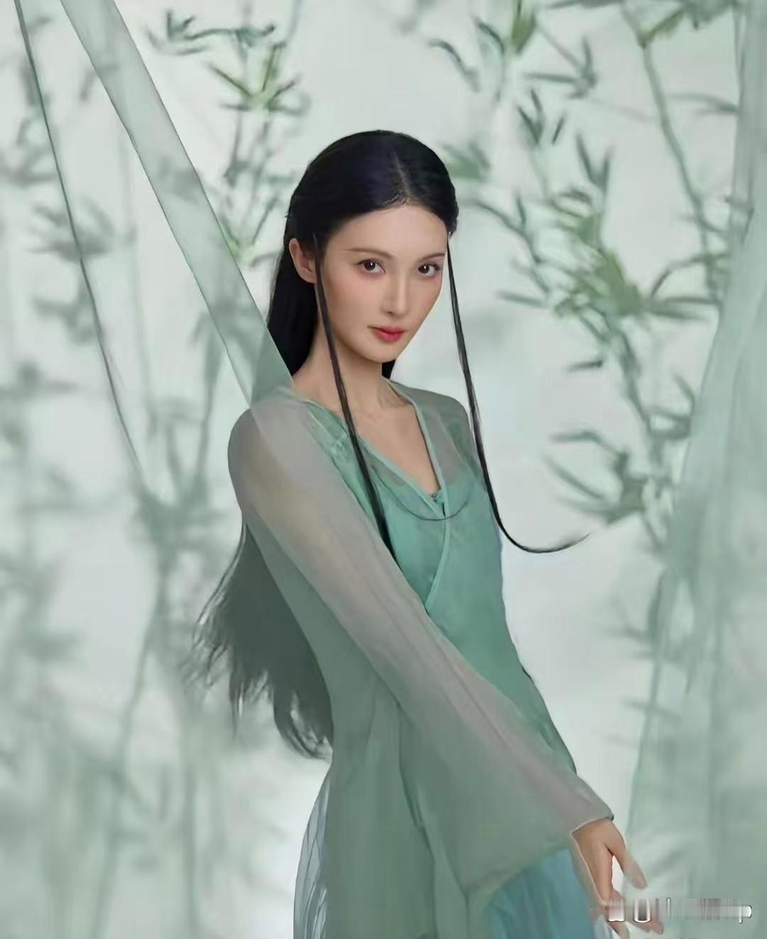难怪金晨短期内压根没有步入婚姻的打算！根本不是缺少追求者，也不是颜值不够出众，而