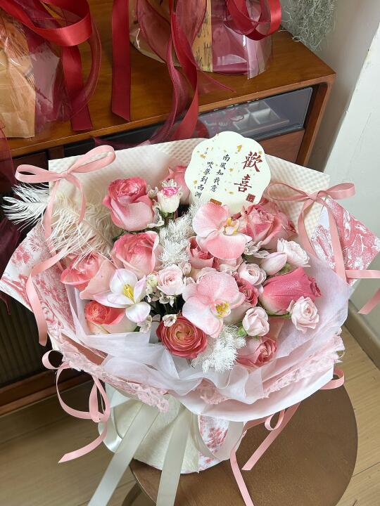 订婚花束三件套