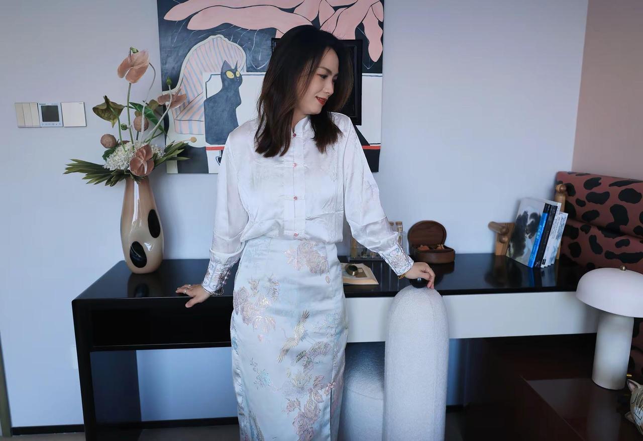 我必须发个美颜后的照片挽尊一下摄影