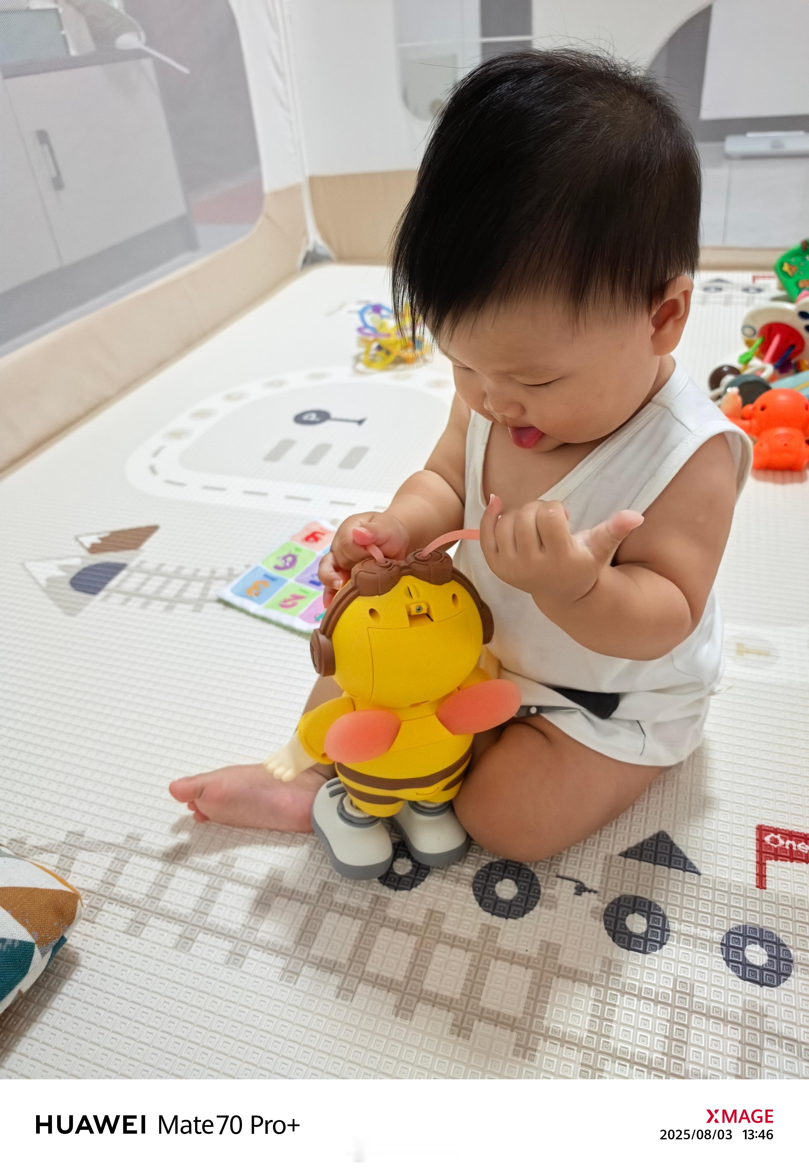周末主线任务「带娃」之，「她不睡、我也别想睡」[允悲]行长的养娃日记 ​​​