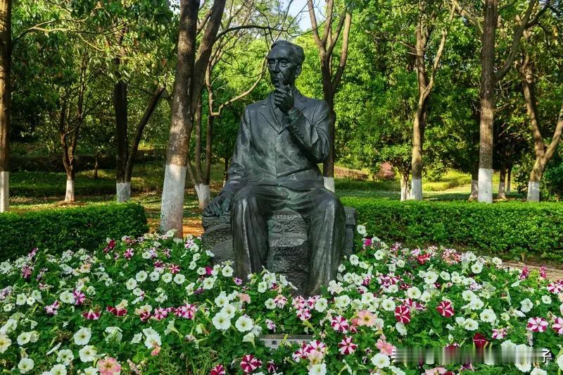 你读过钢铁是怎样炼成的这本吗? 我读过《钢铁是怎样炼成的》，这本书真的太震撼了。